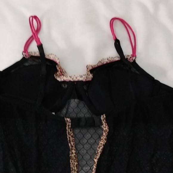 Jezebel black and pink lion print lingerie large - Picture 7 of 8